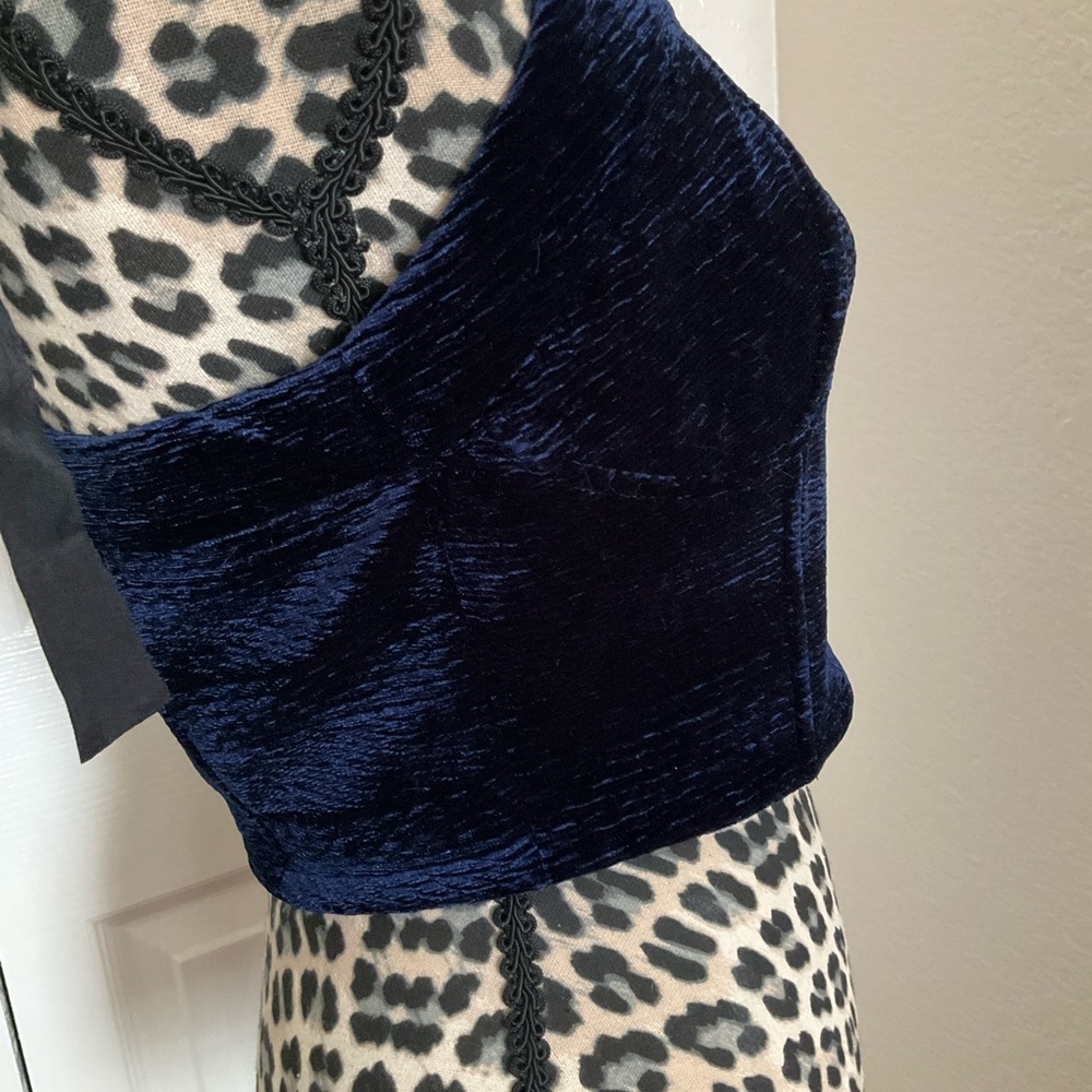 En Saison Navy Velvet Tank Top - Picture 12 of 12